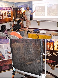 　津沙起學堂大氣科普營登場，進行「捕霧網」教學製作，對學生來說是個難得的教學體驗。（圖／文：馮紹夫）