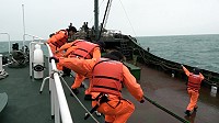 馬祖海巡新艇馬上建功!首開紀錄查獲補給船,遏止大陸漁船獲得補給及避免漏油污染,保護馬祖海洋生態。(圖:馬祖海巡隊)