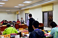 　東引鄉民代表會第10屆第4次定期大會總質詢，代表們認真問政，質詢議題多元。（圖／文：陳其敏）