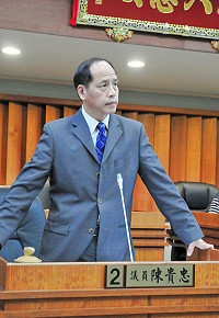 　議員陳貴忠進行質詢。（圖／文：曹重偉）