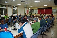 　2016第2屆馬祖國際馬拉松檢討會召開，各局處主管提出建議作為未來改進之處。（圖／文：楊凱棻）