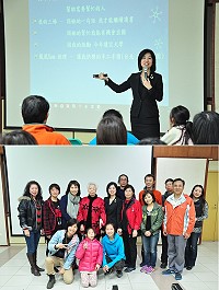 馬祖旅台鄉親、現任新竹美麗信酒店總經理董愛珠精彩開講,分享自身求學、工作經歷,並與親人、聽眾合影留念。(圖/文:馮紹夫)