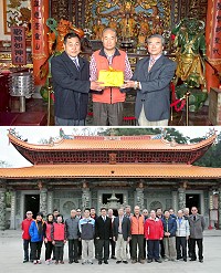 馬祖境天后宮31日上午舉辦新舊主委交接儀式,在媽祖及廟管會成員見證及祝福下,新任主任委員由費新民接棒,原主委曾林官屆滿功成身退。(圖/文:曹重偉)