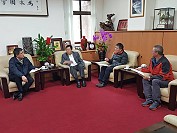 港務處欲提高西莒海巡隊租用宿舍收費,在議長張永江協調下,雙方各退一步,順利解決問題。(圖:議會提供)