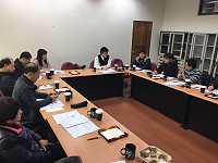 縣府教育處研商教育行動區、城鄉共學及完全免試入學會議昨日上午於縣府2樓會議室召開,研議免試入學及城鄉共學的執行方案。(圖:教育處提供)