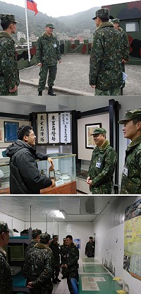 (上圖)副指揮官視導北竿83據點。(中圖)副指揮官與當地居民互動。(下圖)副指揮官關心官兵生活環境。(圖/文:林慶豪、陳政宏)