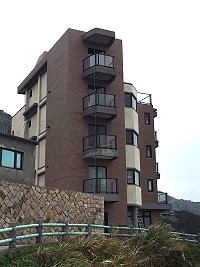 橋仔南邊山舒漫活海景旅宿即將在今天春天開幕營運。(圖/文:陳鵬雄)
