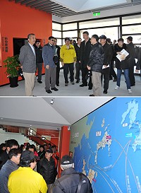 交通重大工程督導會報考察北竿多項重大交通建設,政務次長王國材率有關單位與地方首長、民代做意見交換。(圖/文:陳鵬雄)