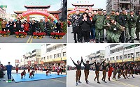 (上左圖)劉縣長及與會貴賓向現場鄉親、官兵共賀新年快樂。(上右圖)楊指揮官與馬防部弟兄姊妹合影。(下左圖)兩棲連帶來「英雄的步伐」表演。(下右圖)支援營帶來「原民新歲豐年慶」表演。(圖/文:吳誌益)
