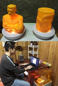 台灣鄉親黃勝鴻因旅遊愛上馬祖,在坂里定居並開了第一間3D列印專門店。(圖/文:陳鵬雄)
