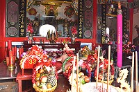 　東引鄉慶元宵擺暝活動，由關帝廟「十三暝」正式揭開序幕。 （圖／文：陳其敏） 