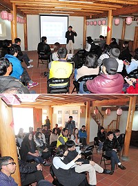 文化處社造中心4日上午特於山隴社區發展協會工作坊舉辦馬祖美秀分享,透過社區夥伴輪番分享及105年社區成功創造的美學故事,大家透過輕鬆攀講來分享馬祖的美,透過詳實解說及現場實物展示,呈現屬於在地的人文內涵。(圖/文:曹重偉)