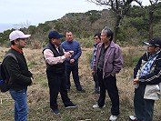 　大坵島梅花鹿生態園區5年計畫啟動，產發處邀農委會畜產試驗所多位專家登島現勘討論。（圖／文：陳鵬雄）
