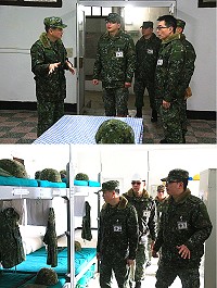 上圖:余主任針對中山室提出改善意見。下圖:余主任關心營舍整備狀況。(圖/文:吳誌益)