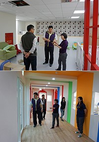 南竿鄉公共托育中心即將正式營運,鄉長陳振國專程前往拜訪,由公托主任蔡金鶯代表歡迎及介紹內部概況,以及目前入托情形,陳振國對於籌備情形表示滿意。(圖/文:曹重偉)