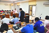 　東引鄉民代表會第10屆第5次定期大會，第1天鄉政總質詢，鄉代表針對觀光建設、鄉容風貌改善等多項議題提出詢問。（圖／文：陳其敏） 