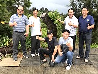 　產發處和馬祖原生植物發展協會攜手合作救活豆梨，未來待老樹生長情況穩定後，將移植到適合地點。（圖／文：吳嘉榮）