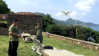 　調查大坵島梅花鹿數量以及族群分佈，生態公司出動空拍機協助任務。（圖／文：陳鵬雄）