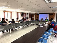 北竿鄉公所邀環資局以及委外承商到北竿與基層就污水管理問題座談。(圖:北竿鄉公所)
