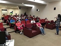 　澎湖縣家庭教育中心志工團隊7日與連江縣家庭教育中心進行交流，對家庭教育專業領域的經驗分享及意見交流。（圖／文：吳嘉榮）