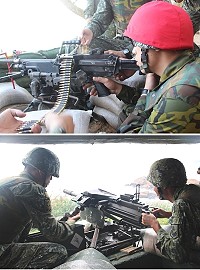 (上圖)班用機槍射擊。(下圖)榴彈槍射擊。(圖/文:古鎮瑋)