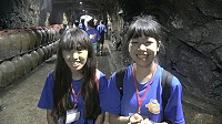 臺南家齊女中的劉芸欣同學(圖右);臺南高級商工的黃宜臻同學(圖左)。(圖/文:鄭凱仁、陳雋仁)
