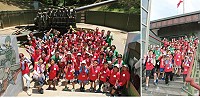 (左圖)小童軍們與混砲連官兵於240大砲前合影。(右圖)小童軍們在軍情館前合影。(圖/文:林緯哲)