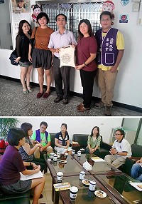 法律扶助基金會馬祖分會為期3天的2017全國法扶日馬祖下鄉行程圓滿落幕,由台北兼馬祖分會謝采薇、吳秀娥兩位年輕律師蒞馬服務,所到之處都把法律常識與年輕活力分享給鄉親,氣氛歡樂。(圖:法扶會馬祖分會)