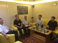 臺馬之星故障維修中,府會首長與相關人員召開會議,要求高鼎公司徹查故障原因並延長保固期。(圖:連江航業提供)