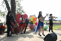 2017北海仲夏音樂會夏日饗宴最終場由Share Music表演團體登場,為鄉親和遊客帶來精彩演出。(圖:馬管處)