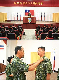 (上圖)指揮官主持八月份月會。(下圖)指揮官為晉升人員授階。(圖/文:鄭凱仁)