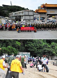護海零距離-連江縣秋季淨灘活動22日下午在馬港沙灘盛大登場,以駐軍及清潔隊員為主力,會同參加村民及志工們一起捲起衣袖努力撿拾垃圾,讓大家看見淨灘後的成果。(圖/文:曹重偉)