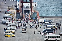 　國慶連假第1天，搭船到東引的旅客人數多達4百餘人。（圖／文：陳其敏）