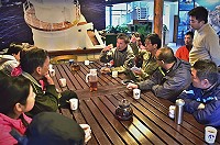 　東引鄉民代表會第10屆第6次定期大會第一天鄉政考察行程，拜訪遊客中心瞭解明年度觀光建設計畫內容。（圖／文：陳其敏） 
