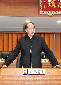 　議員陳貴忠進行質詢。（圖／文：曹重偉）