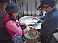 發哥、發嫂的魚丸　圖與文：陳其敏