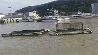 　福澳漁港內海域箱網浮具，請所有權人於31日前移除，屆時未清除者，視同廢棄物由縣府產發處逕予清除銷毀。（圖：產發處）