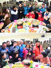 東湧社區發展協會歲末聯誼餐會,氣氛歡樂。(圖/文:陳其敏)
