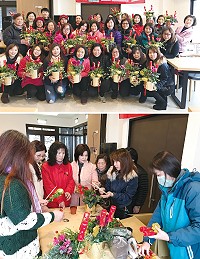 西莒傳統技藝協會「福旺春來」組合盆栽活動,婆婆媽媽參與熱烈。(圖/文:宋幸儒)