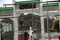 除舊佈新　圖與文：陳鵬雄