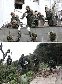 官兵協助打掃環境實況。(圖/文:吳俊霖)