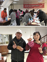 　田澳社區發展協會辦理手作羊毛氈口金包活動，讓鄉親自由創作，享受手作樂趣。（圖／文：宋幸儒）