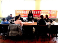 　內政部移民署新移民家庭教育3月份講座於11日舉辦，邀請到馬祖高中專案輔導助理陳楷菱主講兒童行為改變技術介紹與應用，積極回應新移民的提問，現場互動熱絡。（圖／文：曹重偉）