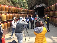 微博台灣旅遊季首站馬祖行,大陸網紅江之源(圖左)、徐耀桂(圖右)分享馬祖美景,並訪問縣長劉增應,拍攝宣傳馬祖影片。(圖/文:馮紹夫)
