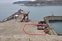 歷經多年的交涉與協調後,東引中柱碼頭旅運服務中心基地位置終於定案確認。(圖/文:陳其敏)