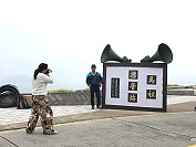 　芹山播音站賽道情境佈置將完整保留，觀光季提供遊客拍照之用。（圖／文：陳鵬雄）