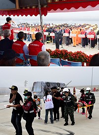 　連江縣107年度全民防衛動員暨災害防救民安4號演習12日圓滿落幕，從兵棋推演、實兵操演到災民收容等各演練都是精確紮實、過程流暢，上級指導行政院動員會報副執行秘書羅籯洋致詞時稱許地區災防演練場面逼真，濃霧之中就近觀看及爆破音效，讓他感覺身歷其境。（圖／文：曹重偉）