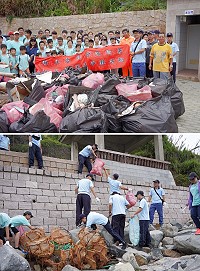 　擁抱海洋幸福共好，馬祖岸巡隊遠赴西莒齊力淨灘。（圖：第十一巡防區指揮部岸巡隊）
