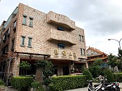 　馬祖唯一星級旅館－北竿龍福山莊增建2個樓層開始動工，對擴充北竿旅宿能量具指標作用。（圖／文：陳鵬雄）