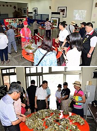 為關懷弱勢及傳承技藝,南竿社區健康營造中心結合復興村關懷據點推出107年「銀髮放粽慶端午」活動,縣長劉增應、鄉長陳振國也到場致意,向觀光客大力推薦,也鼓勵老人家們要將最養生的馬祖鹼粽傳承下去。(圖/文:曹重偉)